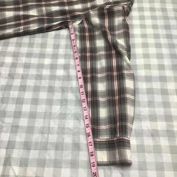 CHAPS men plaid button down shirt 100% lightweight cotton white grey red medium - Picture 9 of 10